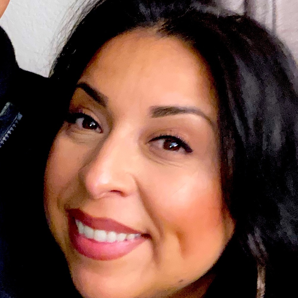 Meet your Posher, Leticia